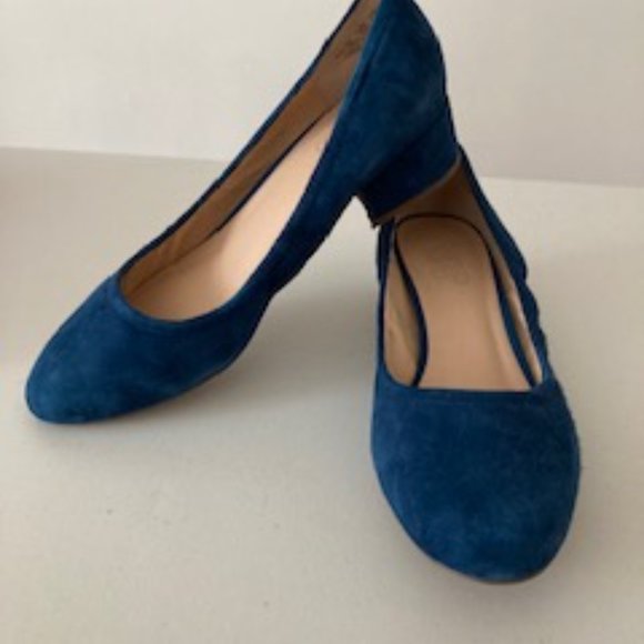 Franco Sarto Hartford Blue Suede Pump Size 8.5M - Picture 2 of 10